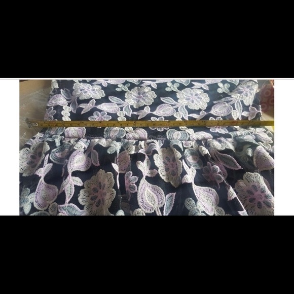 Embroidered maxi dress - Picture 6 of 6